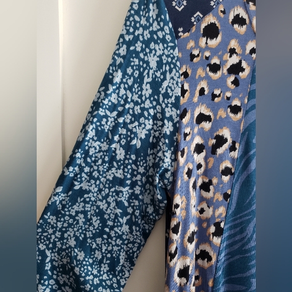 Logo by Lori Goldstein Tunic Top, Size M, Never used - Picture 2 of 5